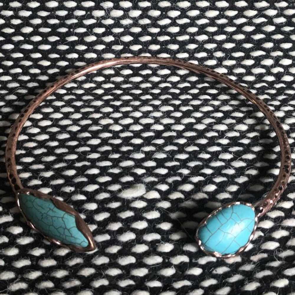 Metal choker